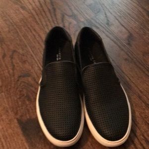 slip on sneakers